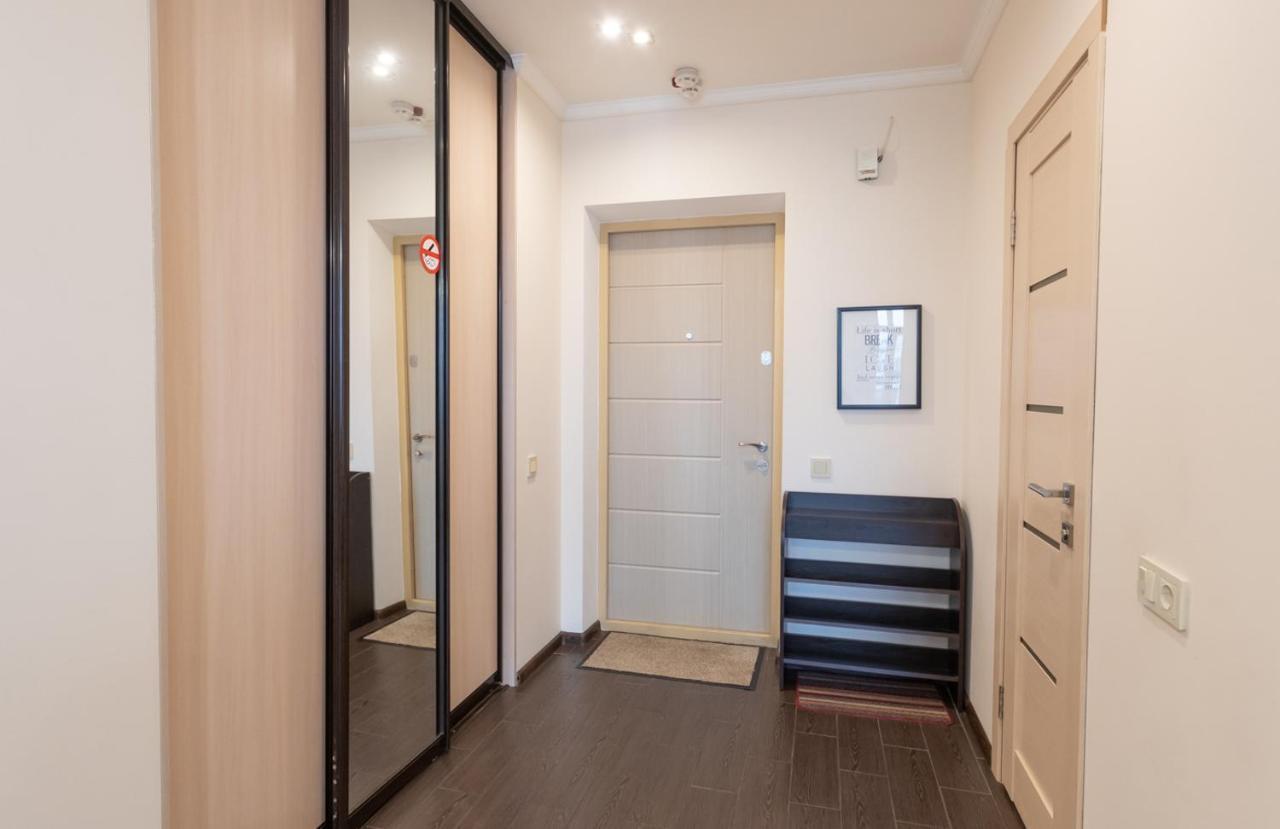 Видові 1К-2К Апартаменти 11,15, 23 Поверхи Kyiv Exterior photo
