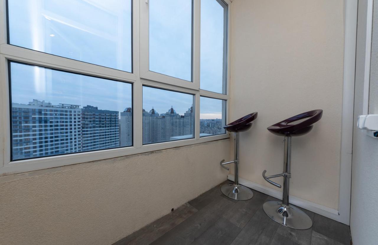 Видові 1К-2К Апартаменти 11,15, 23 Поверхи Kyiv Exterior photo